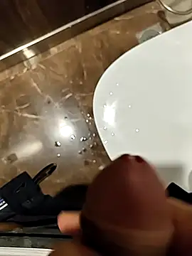 Iamfuckinhorny webcam