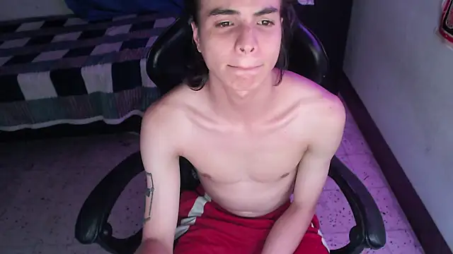 Elastic_Fantasy webcam