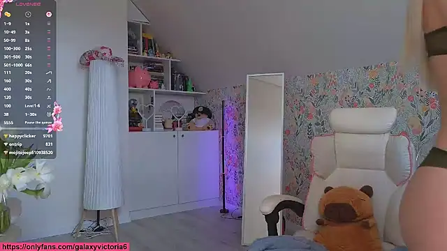 brilliantvictoria webcam