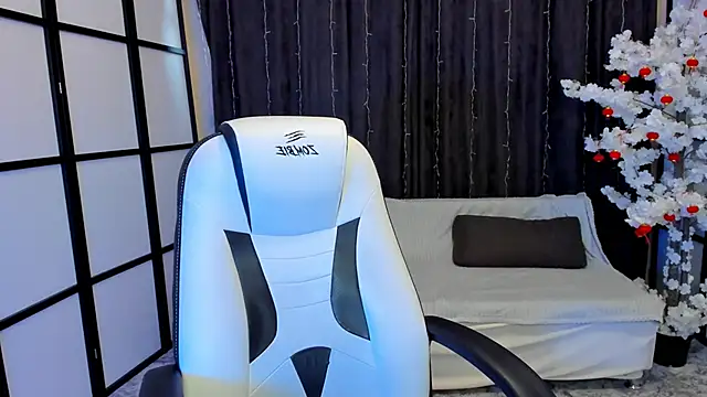 madison_dolly (T teen) - show your image