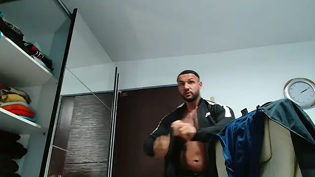 Magnificmuscles89 webcam