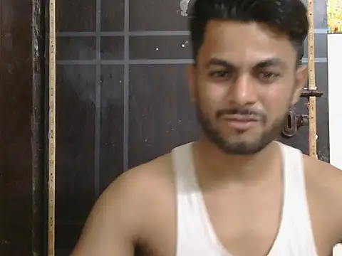 Stubborndesiboy webcam