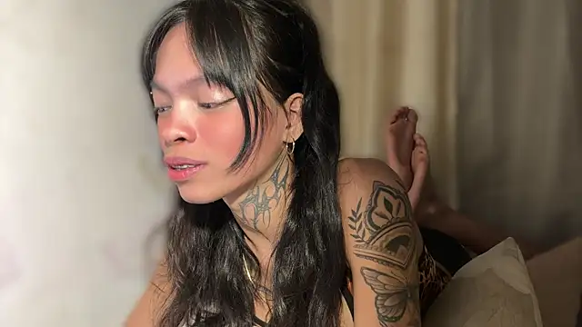 Tsumugi_kagura webcam