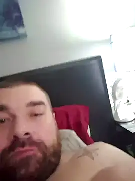 XXBigStrokesXX webcam