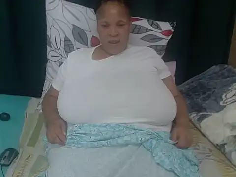 CaramelMelons78 webcam