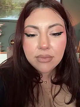CurvyKimmy1 webcam