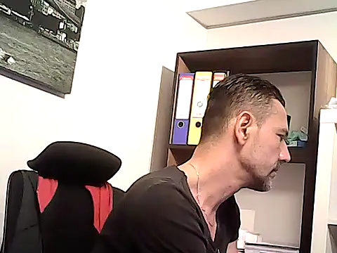 mastercharisma35 webcam