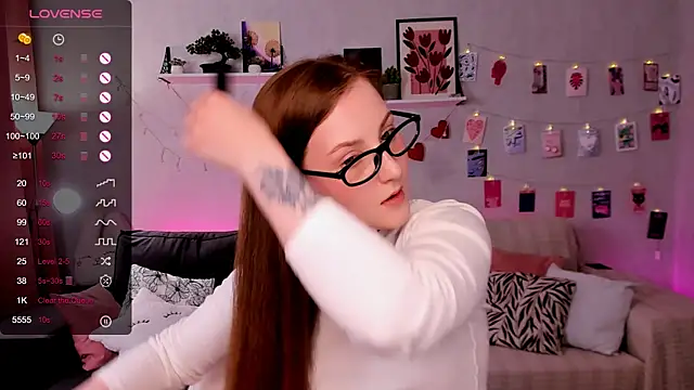 velvet_cherry_ webcam