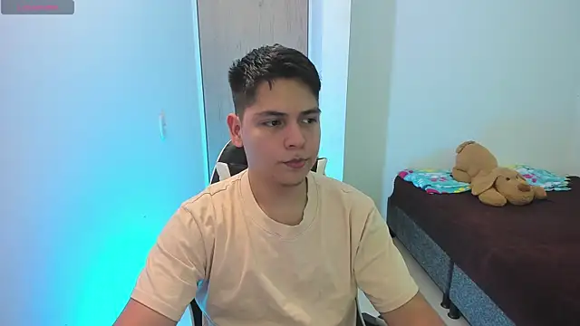 asta_yunoxxx - Asta_YunoXXX's free webcam - UK Sex Cams