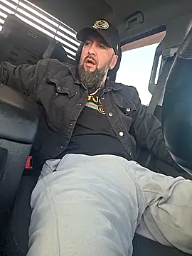 Beardedtattood webcam