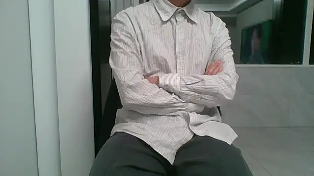 nole_china7 (Ask my age) - talk / fun / cum