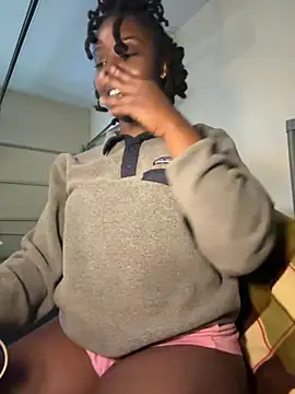 choclatepeaach webcam