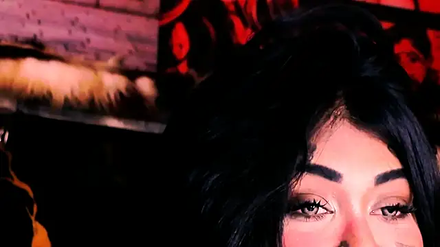 indian_dreamgirl webcam