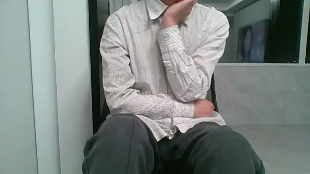 nole_china7 (Ask my age) - talk / fun / cum