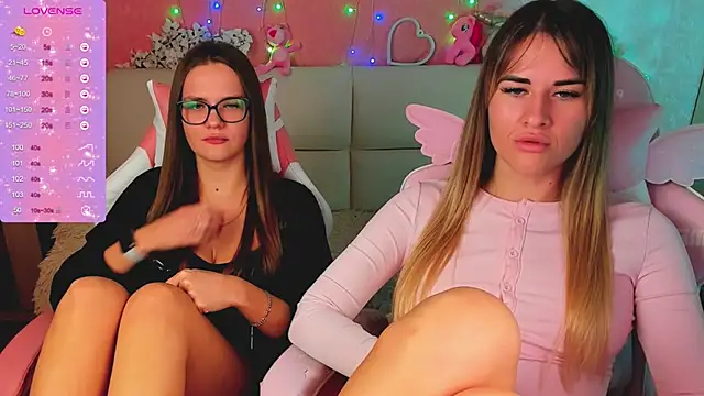 hotty_girls_here webcam