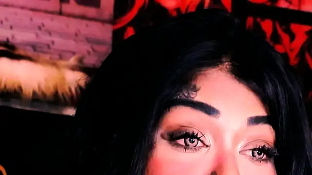 indian_dreamgirl webcam