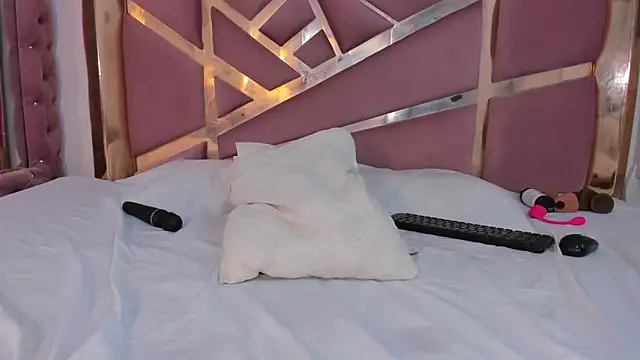 sharoon_cutee - Sharoon_cutee's free webcam - UK Sex Cams