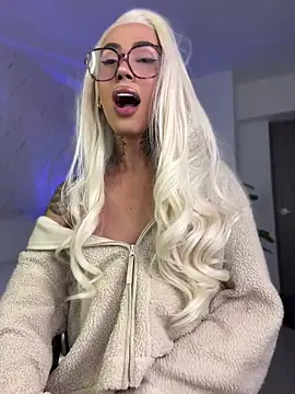 miss_tatiana_'s room