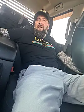 Beardedtattood webcam