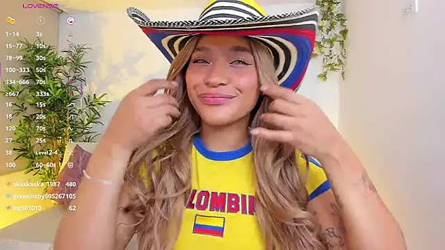 natty_romanof_18 webcam