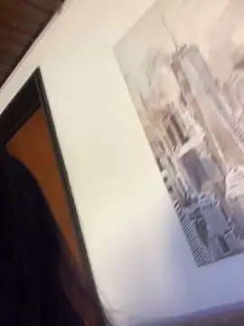 LunaMoore_Pink webcam