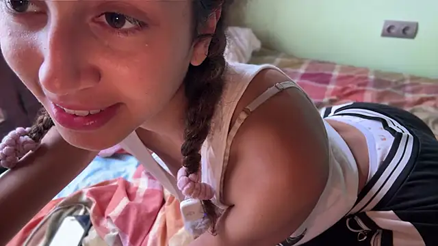 absoluthorrorfield webcam