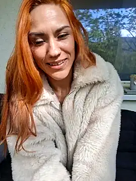 SlimBellaOfficial webcam