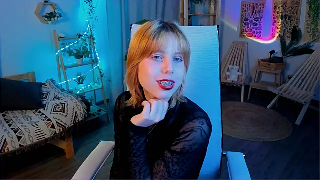 VivienneHebert webcam