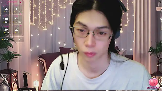 CrytinaSissyCrossdress webcam