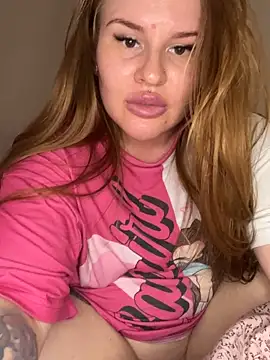 RedFoxQueen live sex cam