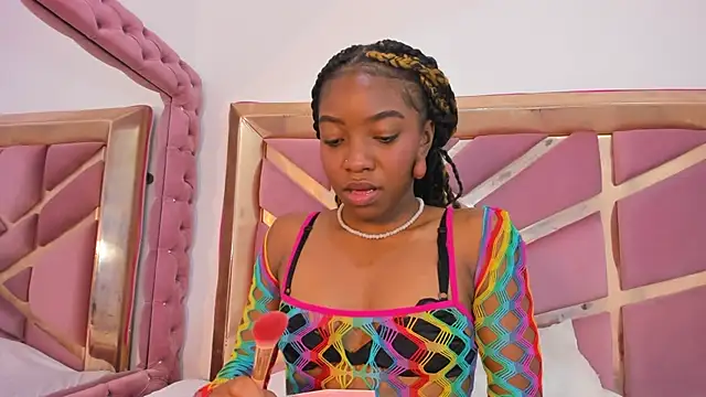 sharoon_cutee webcam