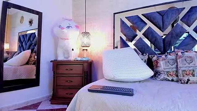 annie_vega17_ webcam