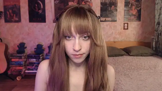 Friendly_Ellie webcam