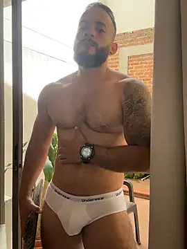 mike_savage3 (M young) - Show stroking harder cock touch my ass