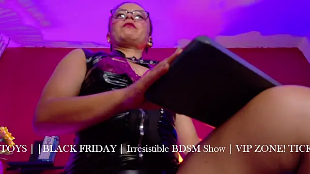 MistressSlut1 webcam