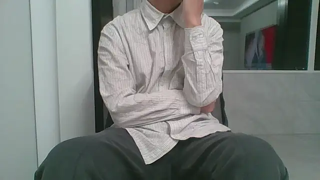 nole_china7 (Ask my age) - talk / fun / cum