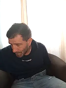 alexdaniel89 (Ask my age) - Play with my dick and make hard nice sho