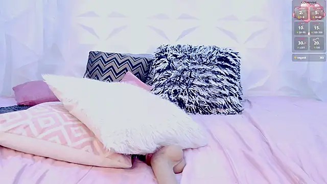 sophia_brunette_ webcam