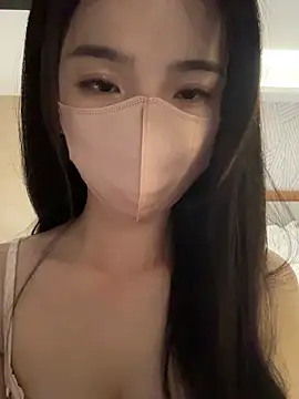 amateur pornstar GouGou-111