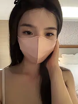 amateur pornstar GouGou-111