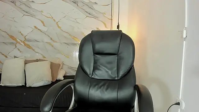 pretty_ariiel webcam