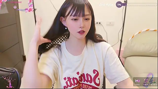 Khaleesi_ying_ webcam