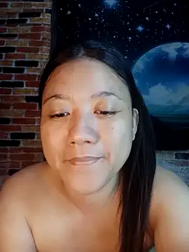 Webcam Model (Urchanel)  is live.Free join now!