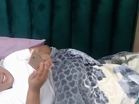 CaramelMelons78 webcam