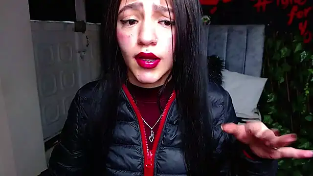 Violettasquirt webcam