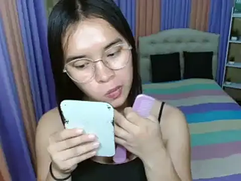 SeductiveAppleTS webcam