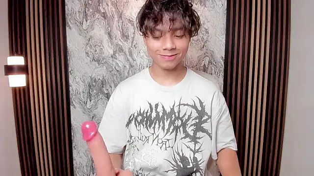 Honeymoon_sariel webcam