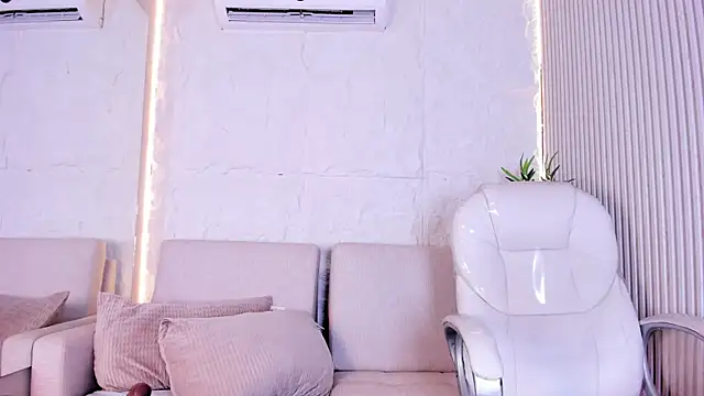 MarelynSummer webcam