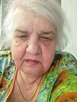 HapinessLovee webcam