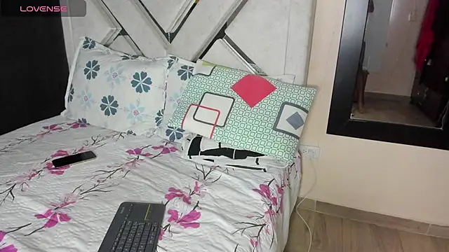 antonio_aguilarx webcam